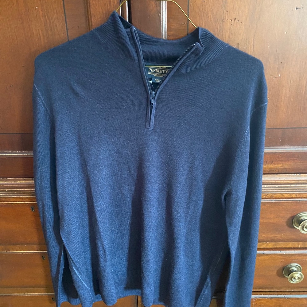 Men’s Navy Pendleton Quarter Zip